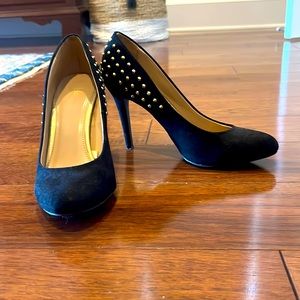 Black gold studded heels size 9